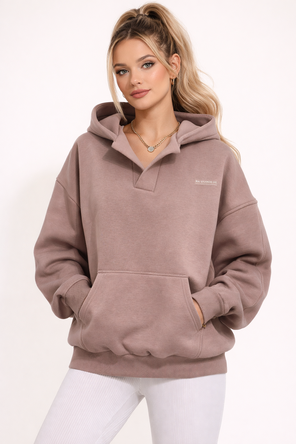 Elin Skovgaard | Minimalistische zachte hoodie